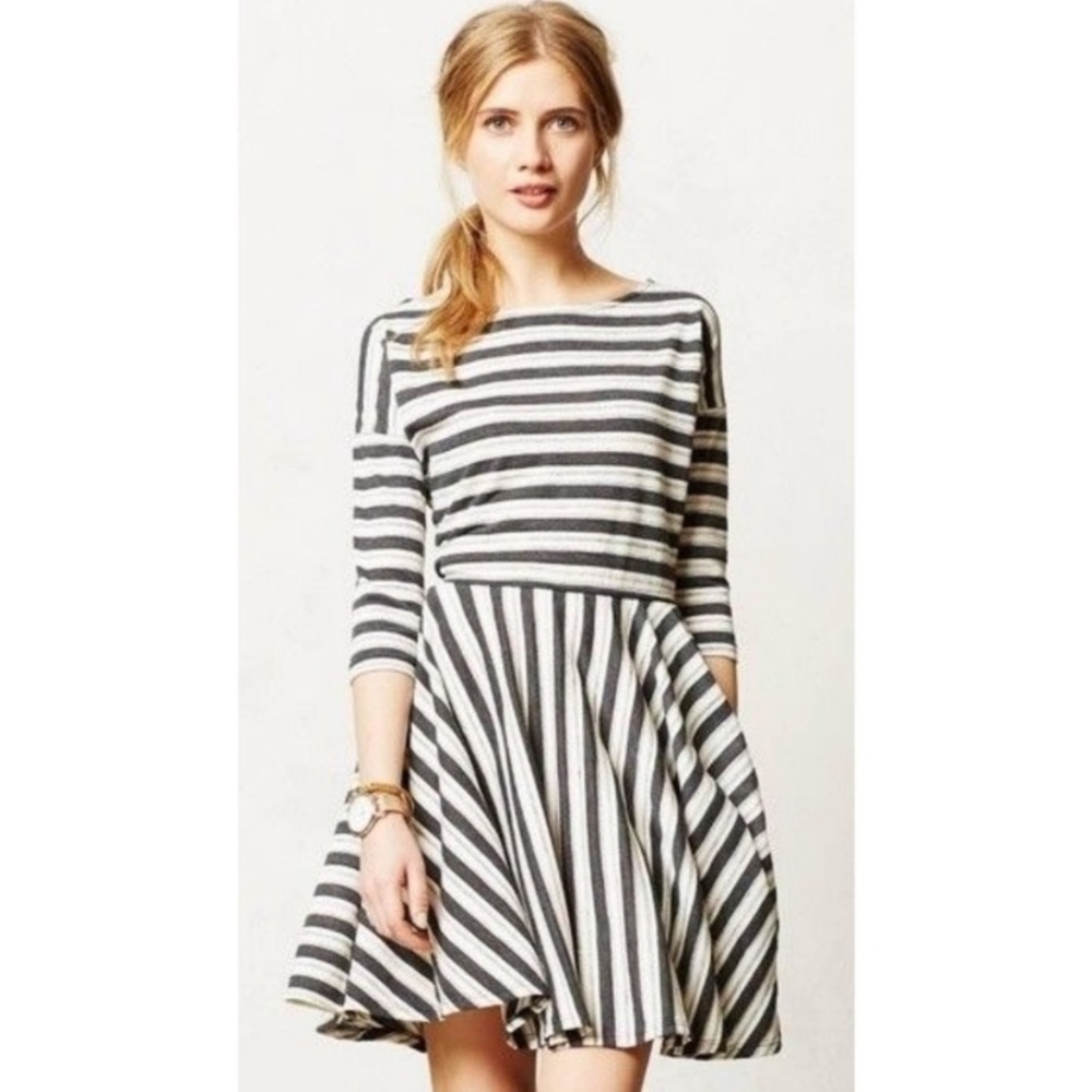 Anthropologie Puella fit and and flare dress XS